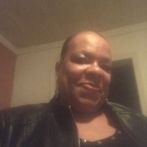 Meet your Posher, Cassandra